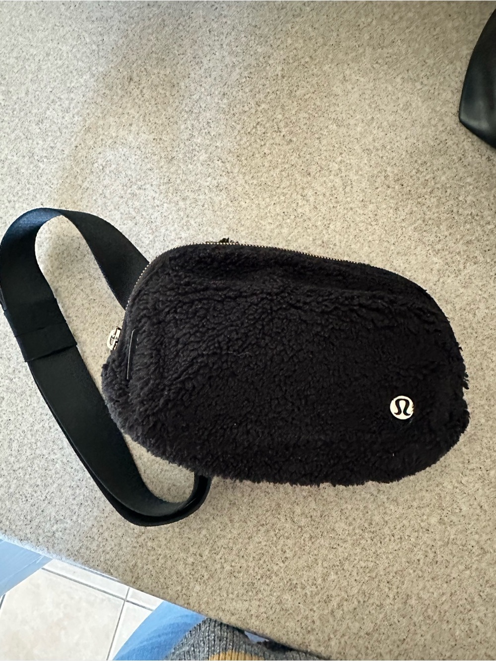 Lululemon Sherpa belt bag